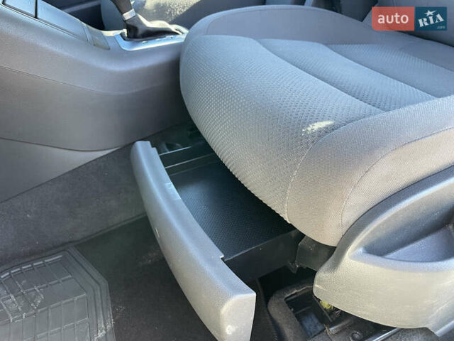 Серый Фольксваген Гольф Плюс, объемом двигателя 1.6 л и пробегом 218 тыс. км за 6300 $, фото 41 на Automoto.ua