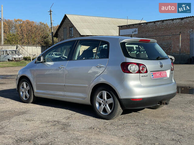 Серый Фольксваген Гольф Плюс, объемом двигателя 1.6 л и пробегом 218 тыс. км за 6300 $, фото 9 на Automoto.ua