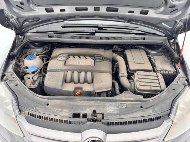 Сірий Фольксваген Golf Plus, об'ємом двигуна 1.6 л та пробігом 214 тис. км за 5500 $, фото 4 на Automoto.ua