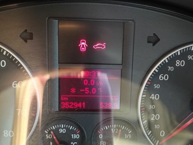 Фольксваген Гольф Плюс 2005 в Житомире на Automoto.ua Серый Фольксваген Гольф Плюс, объемом двигателя 1.6 л и пробегом 350 тыс. км за 5400 $, фото 11 на Automoto.ua