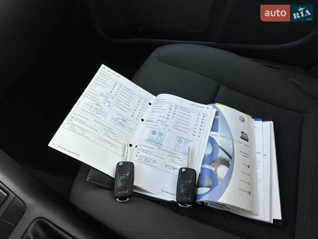 Серый Фольксваген Гольф Плюс, объемом двигателя 1.4 л и пробегом 208 тыс. км за 5500 $, фото 44 на Automoto.ua