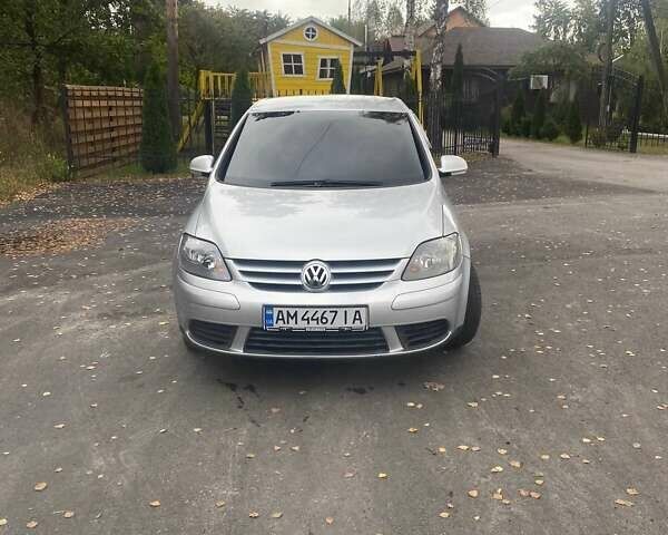 Серый Фольксваген Гольф Плюс, объемом двигателя 1.6 л и пробегом 231 тыс. км за 5500 $, фото 9 на Automoto.ua