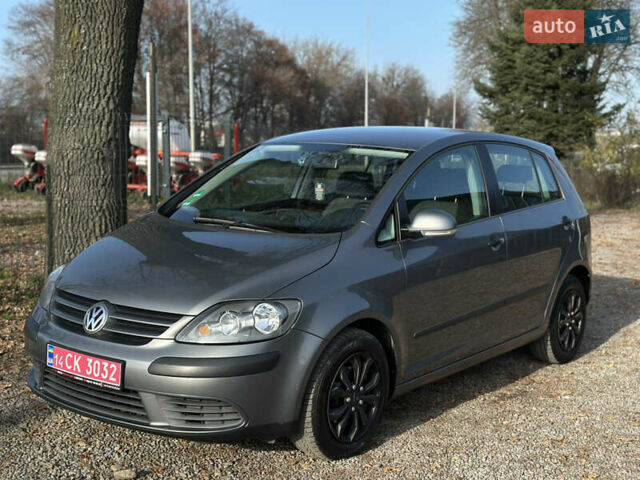 Серый Фольксваген Гольф Плюс, объемом двигателя 1.4 л и пробегом 208 тыс. км за 5500 $, фото 8 на Automoto.ua