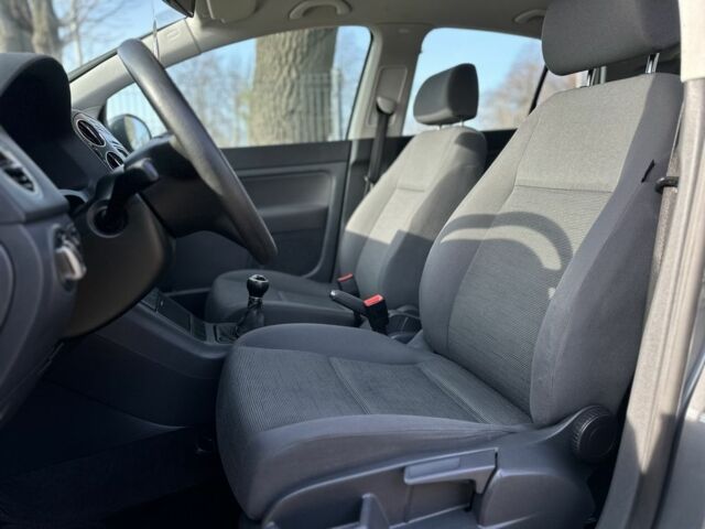 Серый Фольксваген Гольф Плюс, объемом двигателя 1.4 л и пробегом 208 тыс. км за 5500 $, фото 6 на Automoto.ua