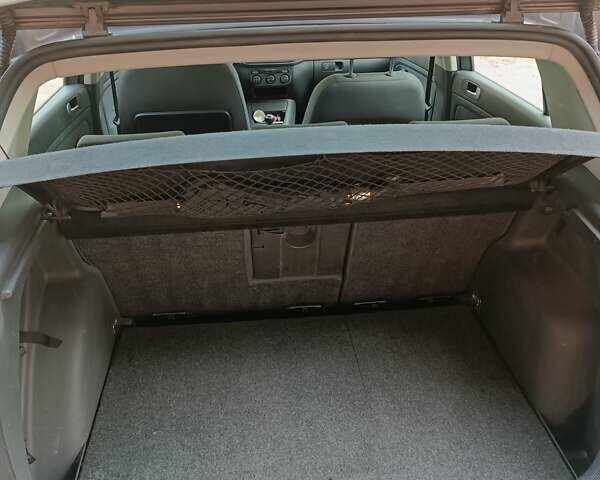 Сірий Фольксваген Golf Plus, об'ємом двигуна 1.97 л та пробігом 299 тис. км за 5233 $, фото 21 на Automoto.ua