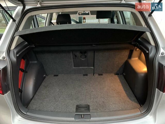 Серый Фольксваген Гольф Плюс, объемом двигателя 1.6 л и пробегом 200 тыс. км за 7200 $, фото 32 на Automoto.ua