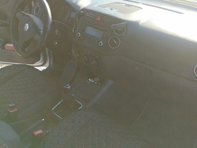 Фольксваген Гольф Плюс 2005 в Житомире на Automoto.ua Серый Фольксваген Гольф Плюс, объемом двигателя 1.6 л и пробегом 350 тыс. км за 5400 $, фото 7 на Automoto.ua