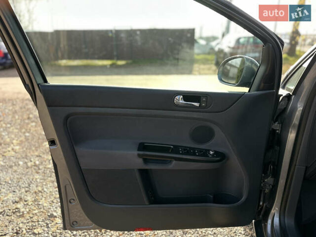 Серый Фольксваген Гольф Плюс, объемом двигателя 1.4 л и пробегом 208 тыс. км за 5500 $, фото 18 на Automoto.ua