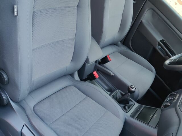 Фольксваген Golf Plus 2005 у Чернівцях на Automoto.ua Сірий Фольксваген Golf Plus, об'ємом двигуна 1.6 л та пробігом 185 тис. км за 5700 $, фото 3 на Automoto.ua