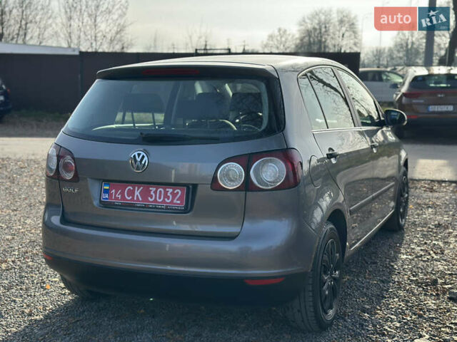 Серый Фольксваген Гольф Плюс, объемом двигателя 1.4 л и пробегом 208 тыс. км за 5500 $, фото 14 на Automoto.ua
