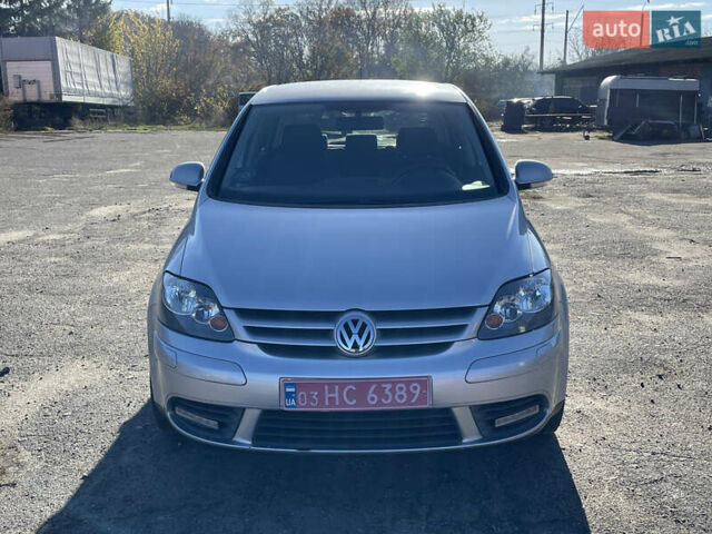 Серый Фольксваген Гольф Плюс, объемом двигателя 1.6 л и пробегом 218 тыс. км за 6300 $, фото 11 на Automoto.ua