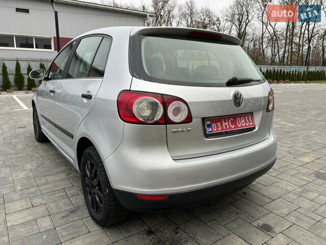 Серый Фольксваген Гольф Плюс, объемом двигателя 1.4 л и пробегом 251 тыс. км за 5150 $, фото 13 на Automoto.ua