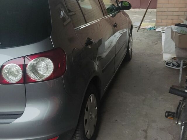 Сірий Фольксваген Golf Plus, об'ємом двигуна 1.4 л та пробігом 210 тис. км за 6000 $, фото 1 на Automoto.ua