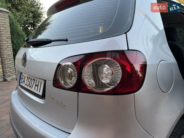 Сірий Фольксваген Golf Plus, об'ємом двигуна 1.6 л та пробігом 243 тис. км за 5200 $, фото 27 на Automoto.ua