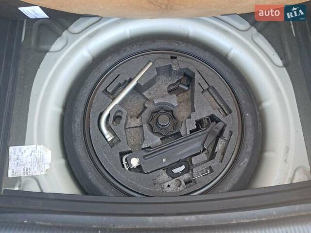 Сірий Фольксваген Golf Plus, об'ємом двигуна 1.6 л та пробігом 131 тис. км за 6850 $, фото 24 на Automoto.ua