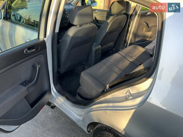 Сірий Фольксваген Golf Plus, об'ємом двигуна 1.6 л та пробігом 204 тис. км за 5399 $, фото 37 на Automoto.ua
