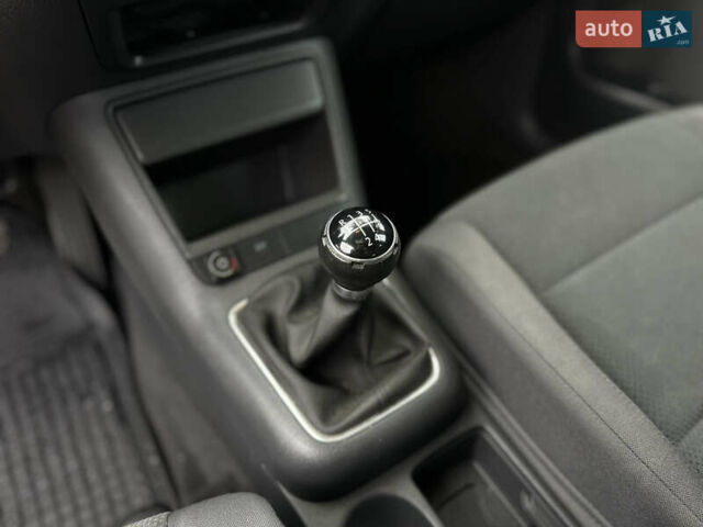 Серый Фольксваген Гольф Плюс, объемом двигателя 1.6 л и пробегом 211 тыс. км за 6600 $, фото 32 на Automoto.ua