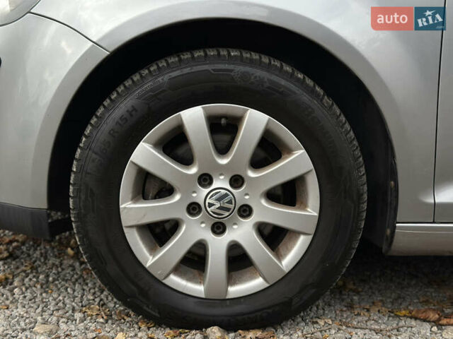 Серый Фольксваген Гольф Плюс, объемом двигателя 1.6 л и пробегом 211 тыс. км за 6600 $, фото 59 на Automoto.ua