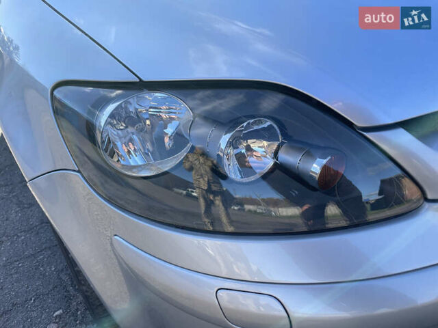 Серый Фольксваген Гольф Плюс, объемом двигателя 1.6 л и пробегом 218 тыс. км за 6300 $, фото 16 на Automoto.ua