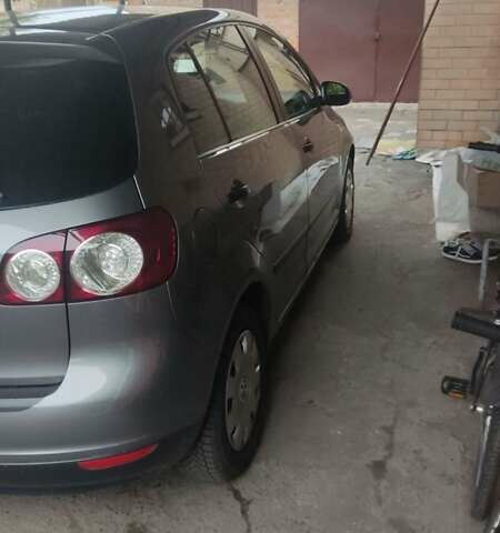 Сірий Фольксваген Golf Plus, об'ємом двигуна 1.4 л та пробігом 207 тис. км за 6000 $, фото 3 на Automoto.ua
