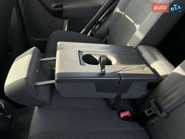 Серый Фольксваген Гольф Плюс, объемом двигателя 1.4 л и пробегом 208 тыс. км за 5500 $, фото 31 на Automoto.ua