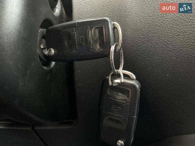 Серый Фольксваген Гольф Плюс, объемом двигателя 1.6 л и пробегом 200 тыс. км за 6850 $, фото 43 на Automoto.ua