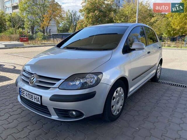 Серый Фольксваген Гольф Плюс, объемом двигателя 1.6 л и пробегом 183 тыс. км за 6999 $, фото 14 на Automoto.ua