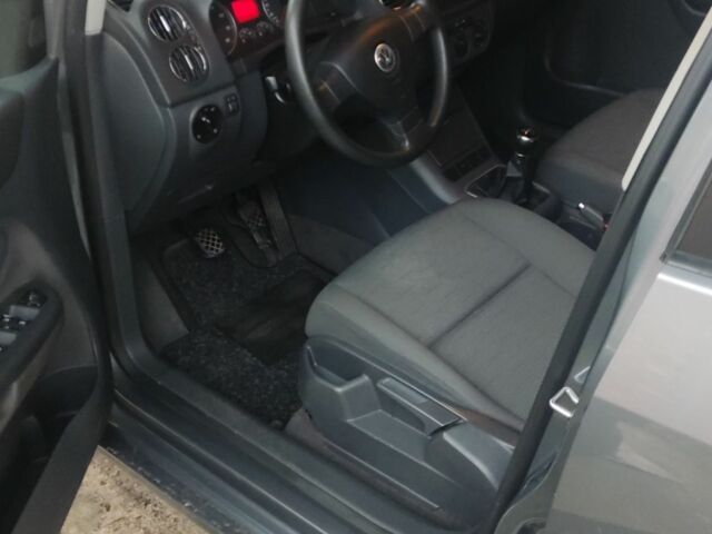 Сірий Фольксваген Golf Plus, об'ємом двигуна 1.4 л та пробігом 210 тис. км за 6000 $, фото 4 на Automoto.ua