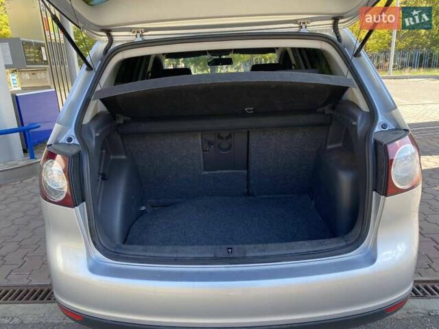 Серый Фольксваген Гольф Плюс, объемом двигателя 1.6 л и пробегом 183 тыс. км за 6999 $, фото 37 на Automoto.ua