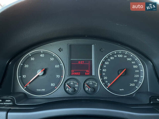Серый Фольксваген Гольф Плюс, объемом двигателя 1.6 л и пробегом 218 тыс. км за 6300 $, фото 37 на Automoto.ua