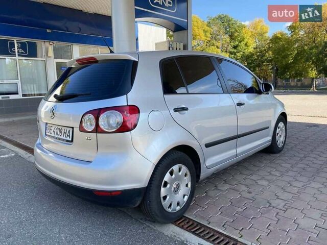 Серый Фольксваген Гольф Плюс, объемом двигателя 1.6 л и пробегом 183 тыс. км за 6999 $, фото 7 на Automoto.ua