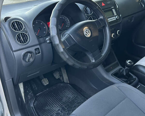 Сірий Фольксваген Golf Plus, об'ємом двигуна 1.9 л та пробігом 175 тис. км за 6300 $, фото 9 на Automoto.ua
