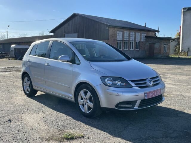 Серый Фольксваген Гольф Плюс, объемом двигателя 1.6 л и пробегом 218 тыс. км за 6300 $, фото 1 на Automoto.ua