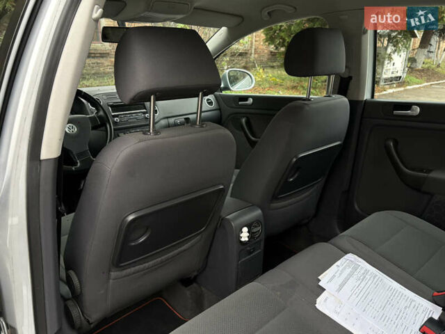 Серый Фольксваген Гольф Плюс, объемом двигателя 1.6 л и пробегом 170 тыс. км за 5999 $, фото 30 на Automoto.ua