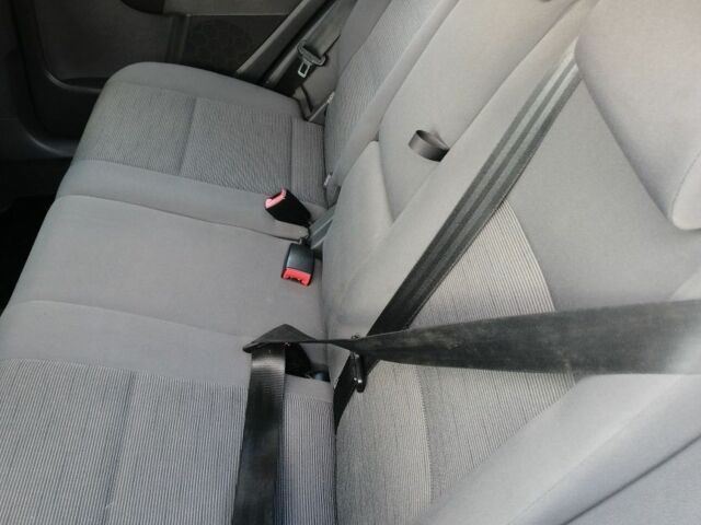 Сірий Фольксваген Golf Plus, об'ємом двигуна 1 л та пробігом 239 тис. км за 6000 $, фото 3 на Automoto.ua