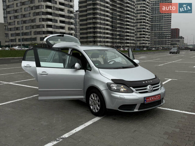 Серый Фольксваген Гольф Плюс, объемом двигателя 1.6 л и пробегом 171 тыс. км за 5699 $, фото 36 на Automoto.ua