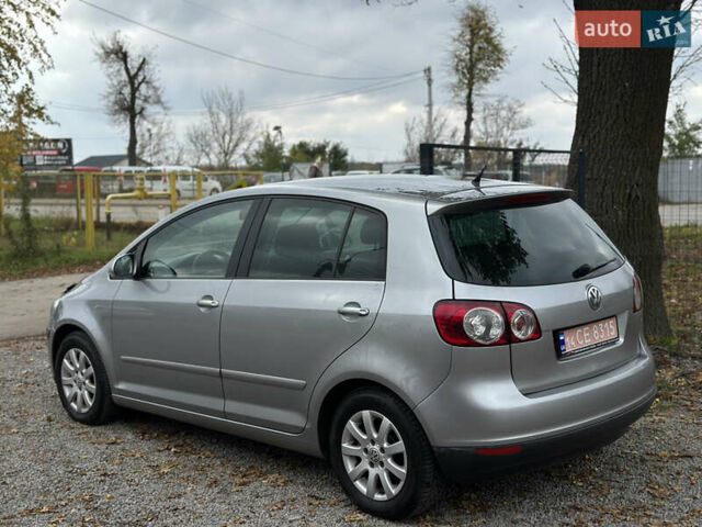 Серый Фольксваген Гольф Плюс, объемом двигателя 1.6 л и пробегом 211 тыс. км за 6600 $, фото 16 на Automoto.ua