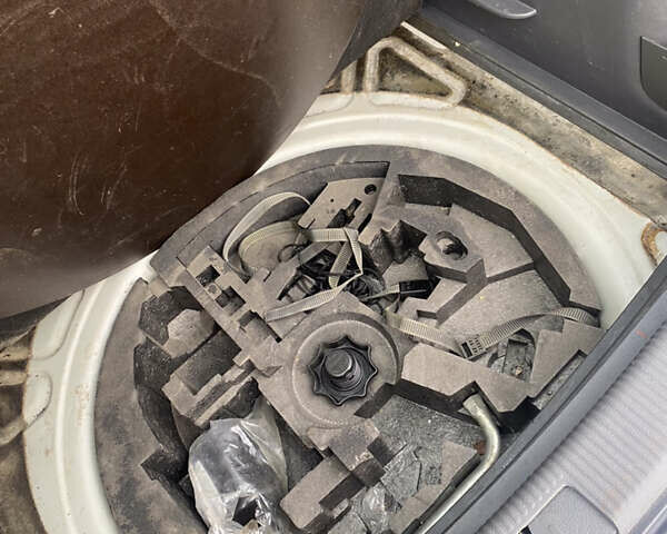 Сірий Фольксваген Golf Plus, об'ємом двигуна 1.9 л та пробігом 220 тис. км за 5450 $, фото 19 на Automoto.ua