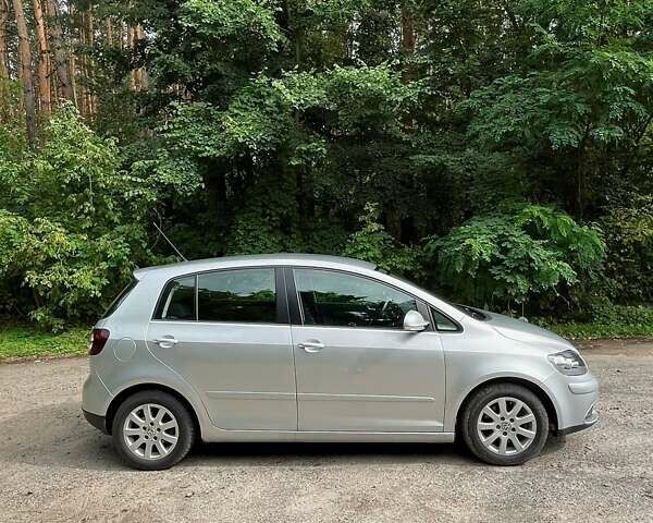 Сірий Фольксваген Golf Plus, об'ємом двигуна 1.6 л та пробігом 199 тис. км за 6500 $, фото 26 на Automoto.ua