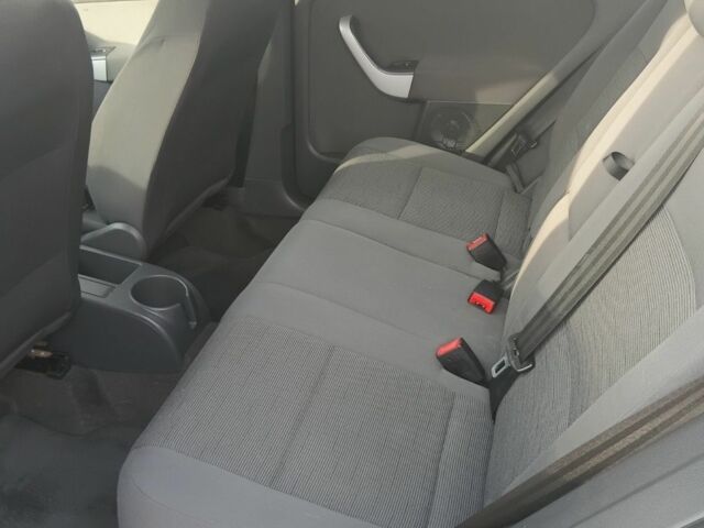 Серый Фольксваген Гольф Плюс, объемом двигателя 1.7 л и пробегом 268 тыс. км за 5400 $, фото 9 на Automoto.ua