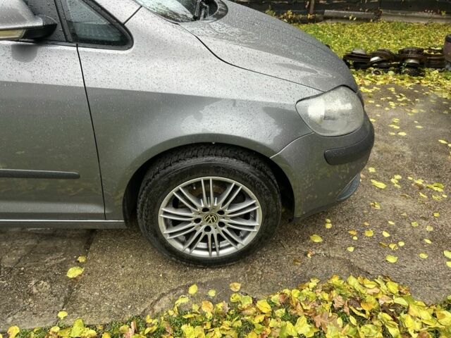 Сірий Фольксваген Golf Plus, об'ємом двигуна 1.6 л та пробігом 220 тис. км за 6500 $, фото 1 на Automoto.ua