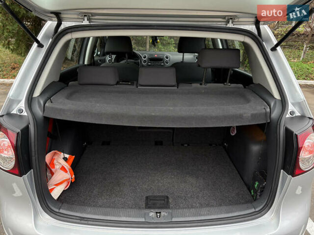 Серый Фольксваген Гольф Плюс, объемом двигателя 1.6 л и пробегом 170 тыс. км за 5999 $, фото 32 на Automoto.ua