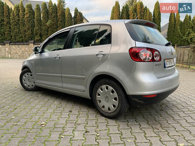 Серый Фольксваген Гольф Плюс, объемом двигателя 1.6 л и пробегом 200 тыс. км за 6850 $, фото 8 на Automoto.ua