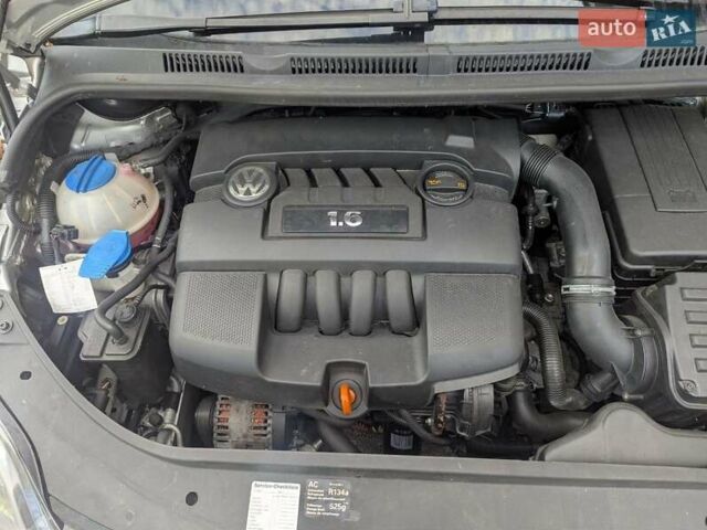 Сірий Фольксваген Golf Plus, об'ємом двигуна 1.6 л та пробігом 179 тис. км за 6395 $, фото 6 на Automoto.ua