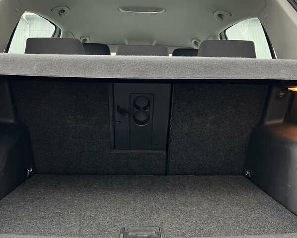 Серый Фольксваген Гольф Плюс, объемом двигателя 1.4 л и пробегом 251 тыс. км за 5150 $, фото 34 на Automoto.ua