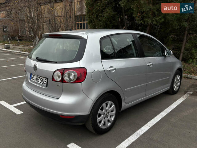 Серый Фольксваген Гольф Плюс, объемом двигателя 1.6 л и пробегом 170 тыс. км за 5999 $, фото 13 на Automoto.ua