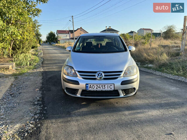 Сірий Фольксваген Golf Plus, об'ємом двигуна 1.6 л та пробігом 204 тис. км за 5399 $, фото 1 на Automoto.ua