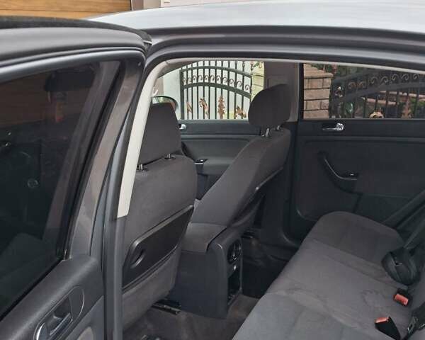 Сірий Фольксваген Golf Plus, об'ємом двигуна 1.6 л та пробігом 170 тис. км за 4700 $, фото 10 на Automoto.ua