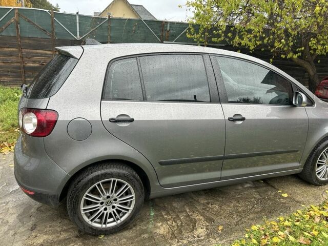 Сірий Фольксваген Golf Plus, об'ємом двигуна 1.6 л та пробігом 220 тис. км за 6500 $, фото 4 на Automoto.ua