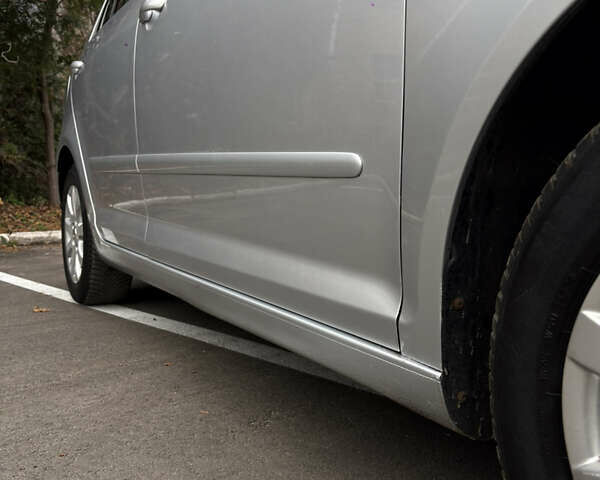 Серый Фольксваген Гольф Плюс, объемом двигателя 1.6 л и пробегом 170 тыс. км за 5999 $, фото 12 на Automoto.ua